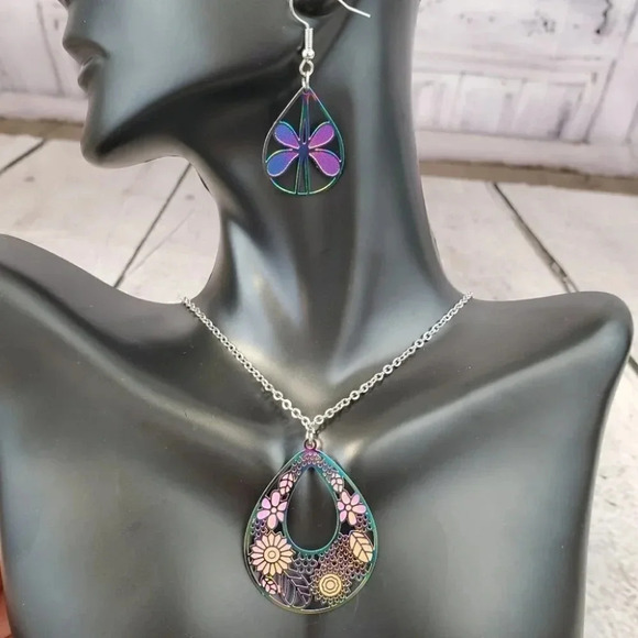 Iridescent Flower Earrings with Floral Teardrop Necklace Set - Picture 11 of 12
